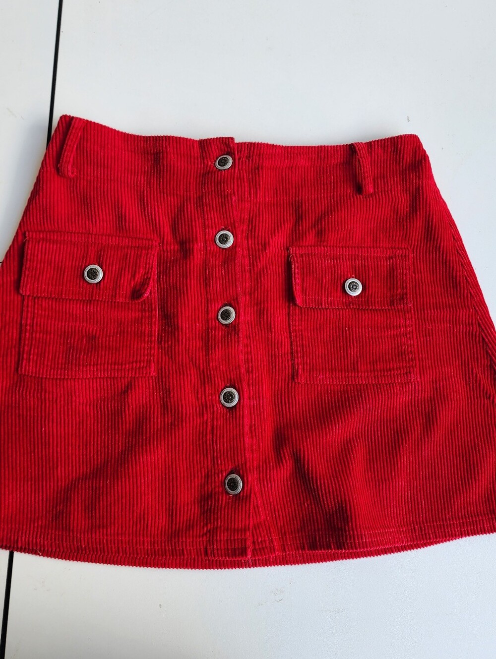 Amy Byer Red corduroy Button Down Mink skirt Pockets 100% Cotton Sz L